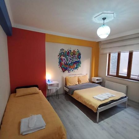 Deeps Hostel เอสเกซีเฮียร์ ภายนอก รูปภาพ