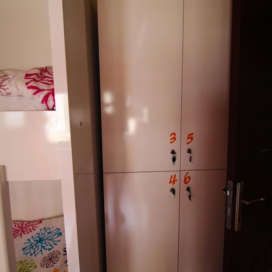 Deeps Hostel เอสเกซีเฮียร์ ภายนอก รูปภาพ