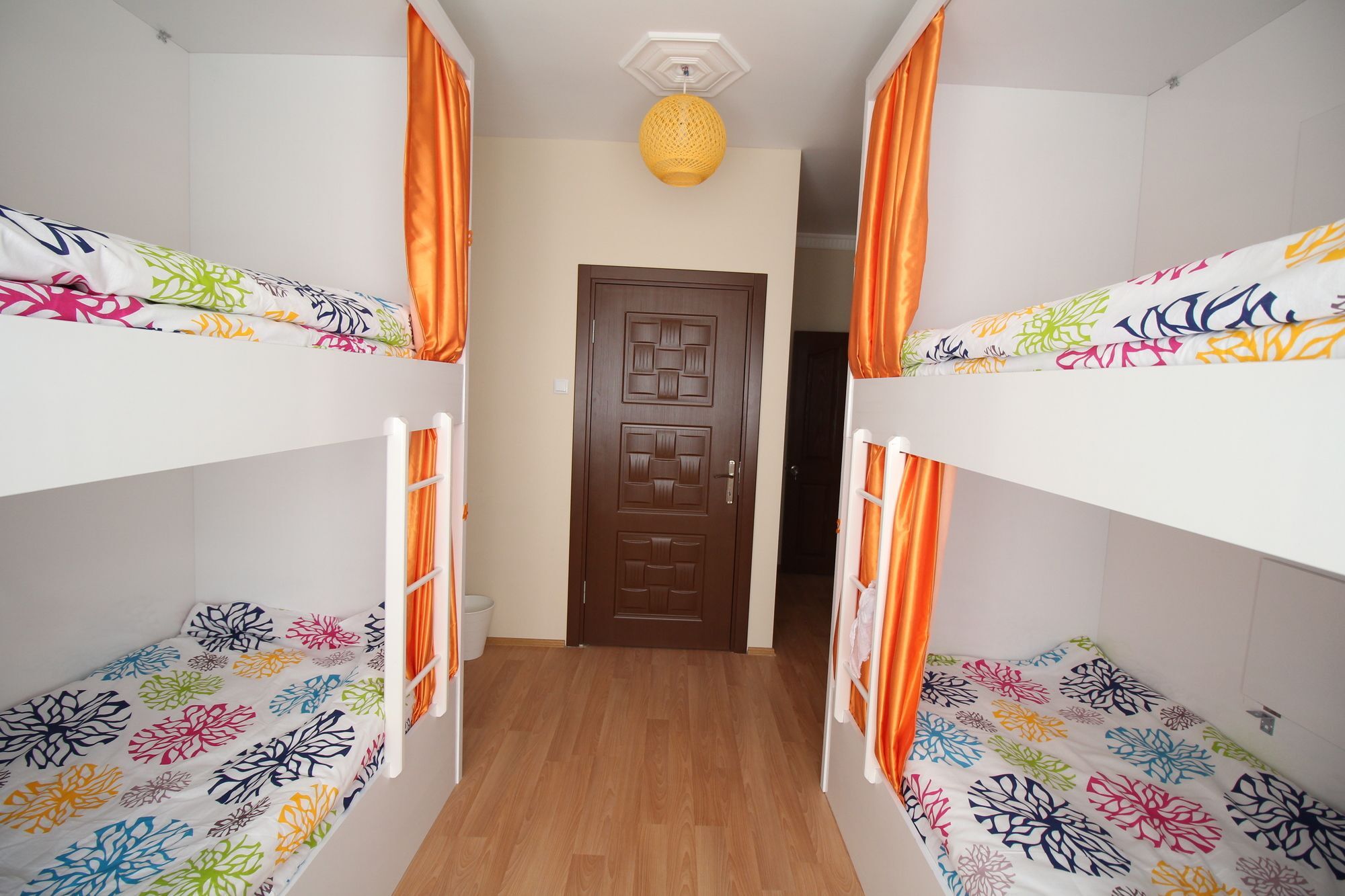 Deeps Hostel เอสเกซีเฮียร์ ภายนอก รูปภาพ